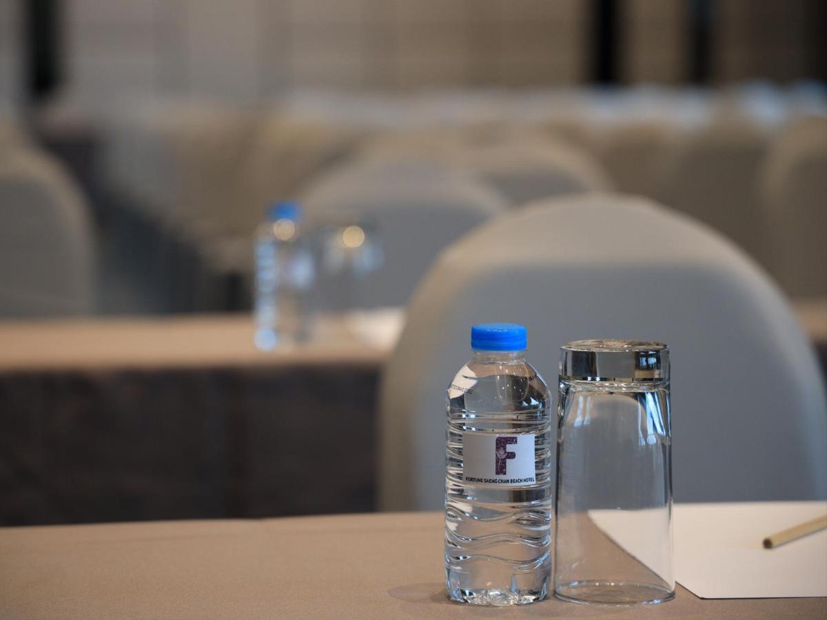 Fortune Saeng Chan Beach Hotel Rayong - Sha Plus Buitenkant foto